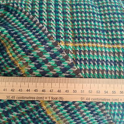 Tissu lainage vert noir